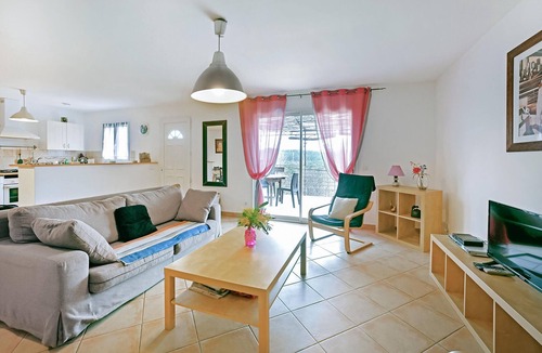 Bordezac House | Stunning home in Bordezac with WiFi