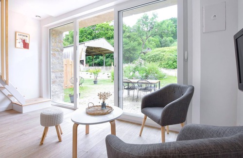 La Pernelle House | Stunning home in La Pernelle with WiFi