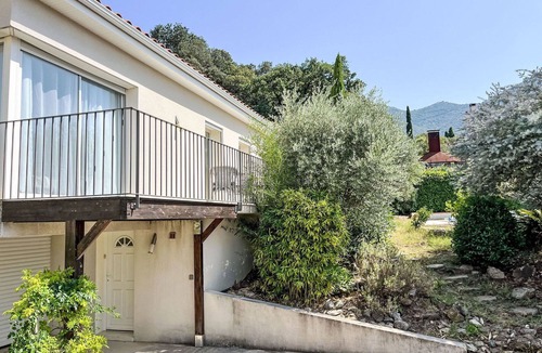 Montesquieu-des-Alberes House | Stunning private villa for 6 guests with private pool, WIFI, A/C, TV and patio