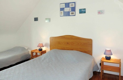 Pordic Villa | Stunning private villa for 9 guests with WIFI, TV and parking