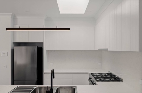Bathurst Villa | Stylish Central Bathurst Stay