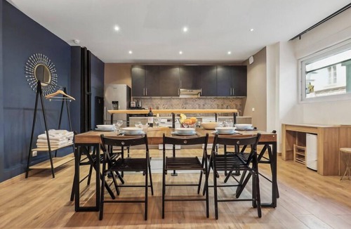 Quartier de la Porte-Saint-Denis Apartment | Suite 332 Brady – Stunning Duplex in Paris 10