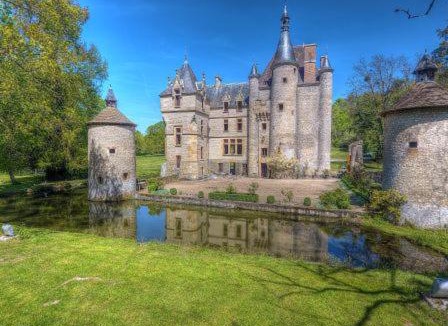 Agonges Apartment | Suite dans les dépendances du Château