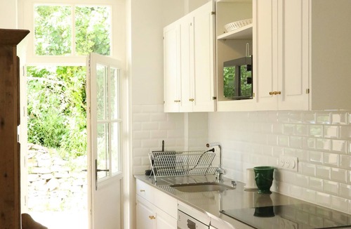 Chantilly House | Suite des Princes: Private Garden and free parking