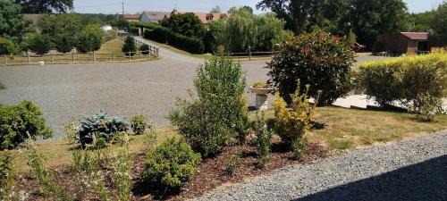 Saint-Yan Bed & Breakfast | Suite familiale climatisée 80 m2 2 chambres distinctes LE CLOS DES PRAIRIES