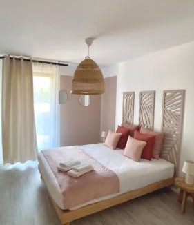 Montevrain Apartment | Suite Oceïna Proche Disneyland Parking 5 Pers