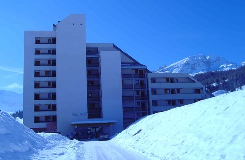 Saint-Etienne-en-Devoluy Apartment | Sun/ski: App SuperDévoluy 10-12p foot of the slopes Southern Alps