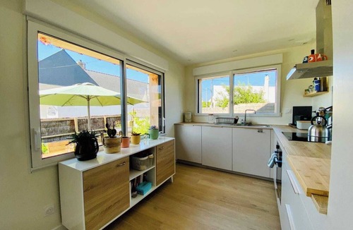 Plouharnel House | Sunny house in a green hamlet