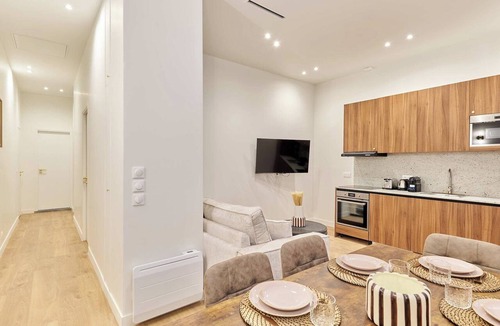 Amerique Apartment | Superb Apartment AC – Buttes-Chaumont