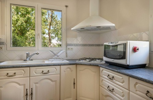 Crach House | Superb house for 8 in Crach with swimming pool