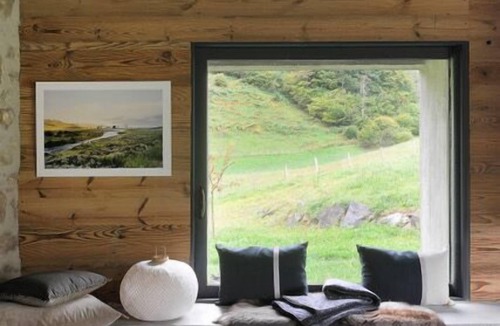 Lescun House | Superb sheepfold in the Lescun cirque with views of the Aiguilles d'Ansabère.