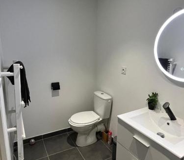 Blanzy Apartment | Superbe appartement avec parking gratuit sur place