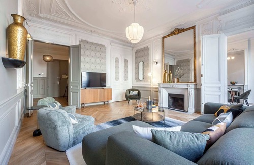 L'Europe Apartment | Sweett | Saint Lazare