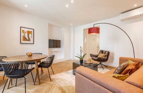 Faubourg-du-Roule Apartment | Sweett | Wagram Deluxe V