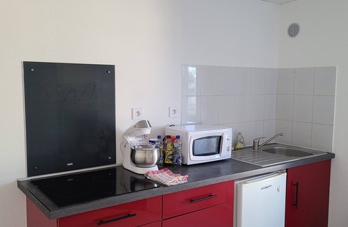 Saint-Marc Apartment | T1 apartment near town center and train station