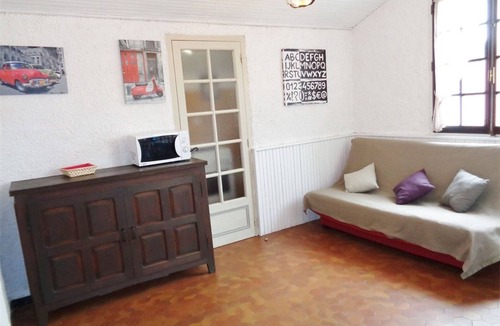 Argeles Plage Apartment | T2 Apartment with Terrace, Air Conditioning and Parking 200m from Beach