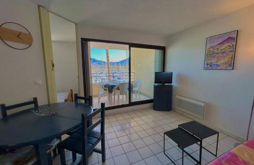 Plage d'Argeles Apartment | T2 cabine 4 pers. près plage, parking, vue port - Argelès - FR-1-388-90