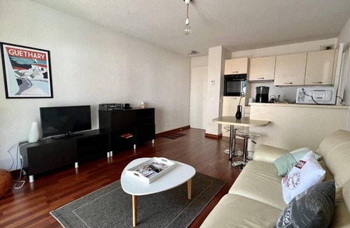 Cambo-les-Bains Apartment | T2 confortable à Cambo avec piscine et parking - FR-1-495-82