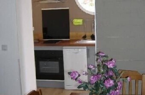 Saint-Martin Apartment | T2 ground floor, air conditioning placed in February 2023:)free public car park