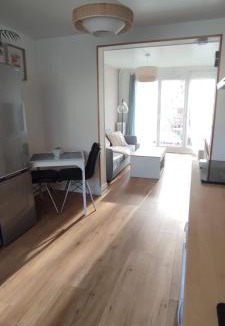 Downtown Le Havre Apartment | T2 lumineux avec balcon, parking - Centre-ville Mer