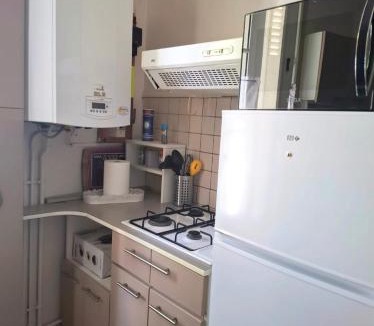Fourchambault Apartment | T2 lumineux avec terrasse privée et parking gratuit