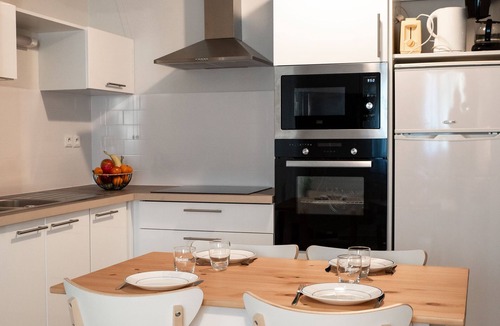 Downtown Condo | T2 proche de la mer et commerces | Wifi et parking