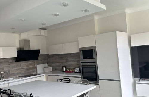 Mediterranee Condo | T2 Refait à Neuf en Juin Moderne