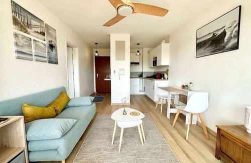 Larmor-Plage Apartment | T2 refait à neuf – À 2 pas du bourg et des plages