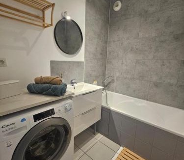 Bourges Apartment | T2 Vue Cathédrale Centre ville