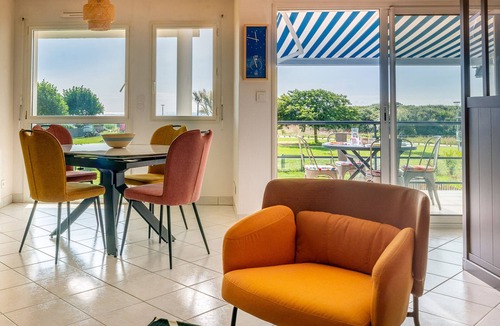 Larmor-Plage Apartment | T3 Apt, terrace, parking, 50m beach, near shops