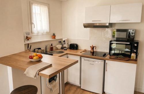 La Rochelle Apartment | TERRA Studio cosy et calme proche du centre avec parking TV et Wifi