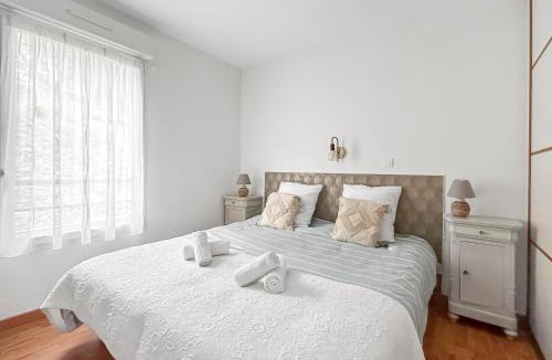 Le Bourget-du-Lac Apartment | Terrasse, Parking privé, Vue lac & montagne