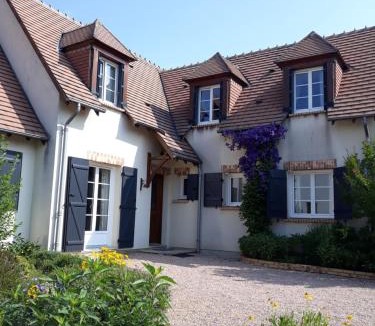 Plaimpied-Givaudins Bed & Breakfast | Thérouanne en Berry