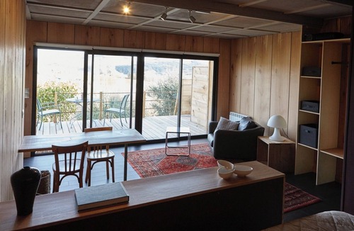 Aramits House | Thoreau Suite - A Large Studio With Mountain Views