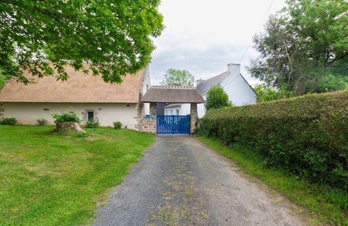 Combrit House | THE BIG HOUSE