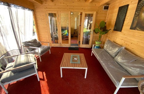 Septfonds Apartment | The blackbird's nest with sauna and jacuzzi.