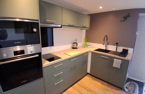 Reterre House | The Brambles Reterre