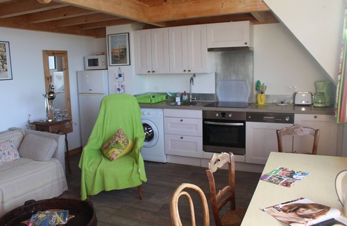 Plouharnel Apartment | the cabin appt in house of customs 4 pers. view and direct access sea