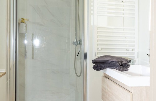 Saint-Rambert-d'Albon Apartment | The Cacao Suite