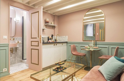 Saint-Germain-des-Pres Apartment | The Candy Saint-Germain