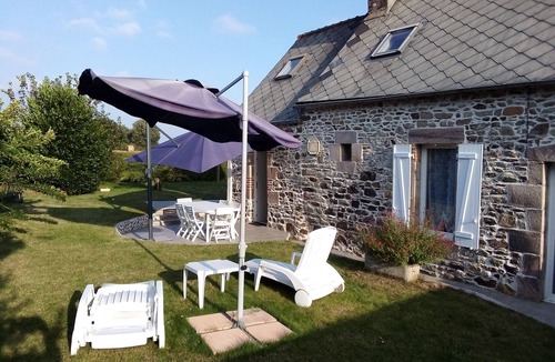 Quemper-Guezennec House | The charm of the Breton countryside
