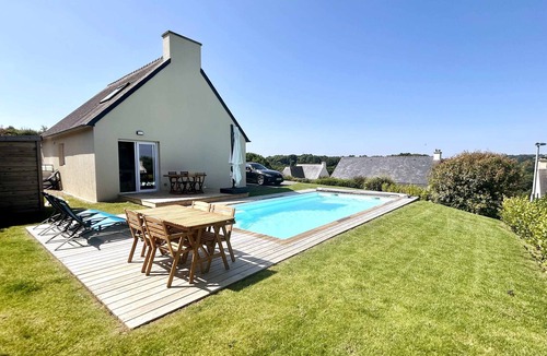 Taule House | The cottage with the blue garden - Cottage for 6