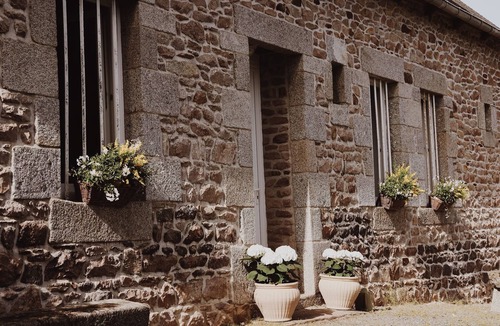 Quemper-Guezennec House | The H Collections-House-Traditional-Wet room-Garden view