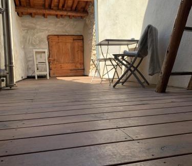 Nebias House | The Hideaway