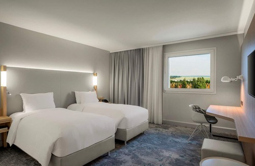 Le Mesnil-Amelot Hotel | The Jangle Hotel - Paris - Charles de Gaulle - Airport