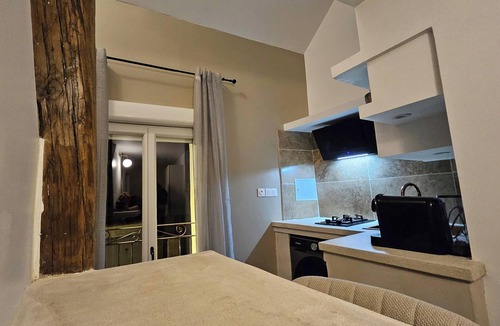 Montge-en-Goele Apartment | THE ORME SUITE