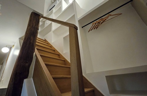 Montge-en-Goele Apartment | THE ORME SUITE