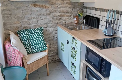 Huelgoat Apartment | The Robin's Nest - Tinyhome for two