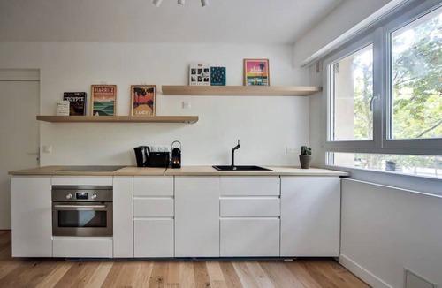 Croulebarbe Apartment | The White Dream -Cosy & bright- by Mon Petit Faré