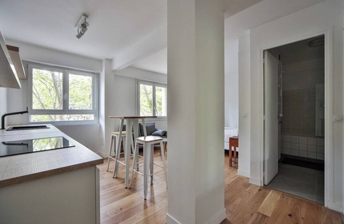 Croulebarbe Apartment | The White Dream -Cosy & bright- by Mon Petit Faré